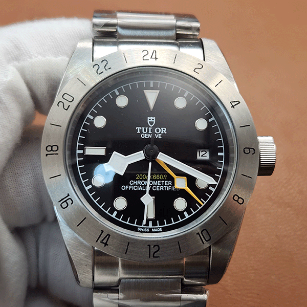 【TT製造】 チューダー コピー時計 ヘリテージブラックベイ 79470 紳士用腕時計